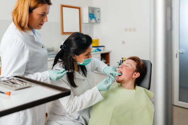 Best Emergency Denture Repair in Edmore, MI